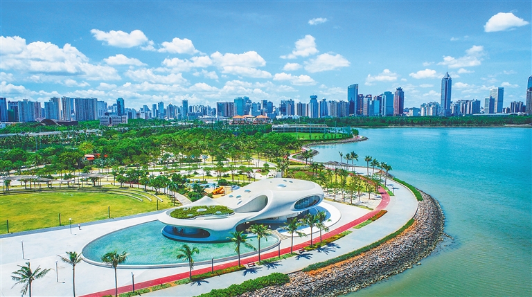 Photographers explore the beauty of Haikou's Wormhole Library - Focus ...